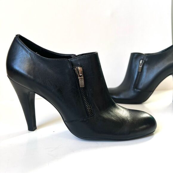 Franco Sarto L-Sync Ankle Black Leather Zip Heeled Ankle Stiletto Bootie SZ 9 - Picture 1 of 15